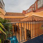 Nina Maria Pool House Plaza San Diego, Downtown!