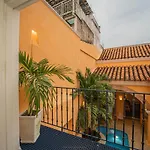 Niña Maria pool House Plaza San Diego, Downtown!