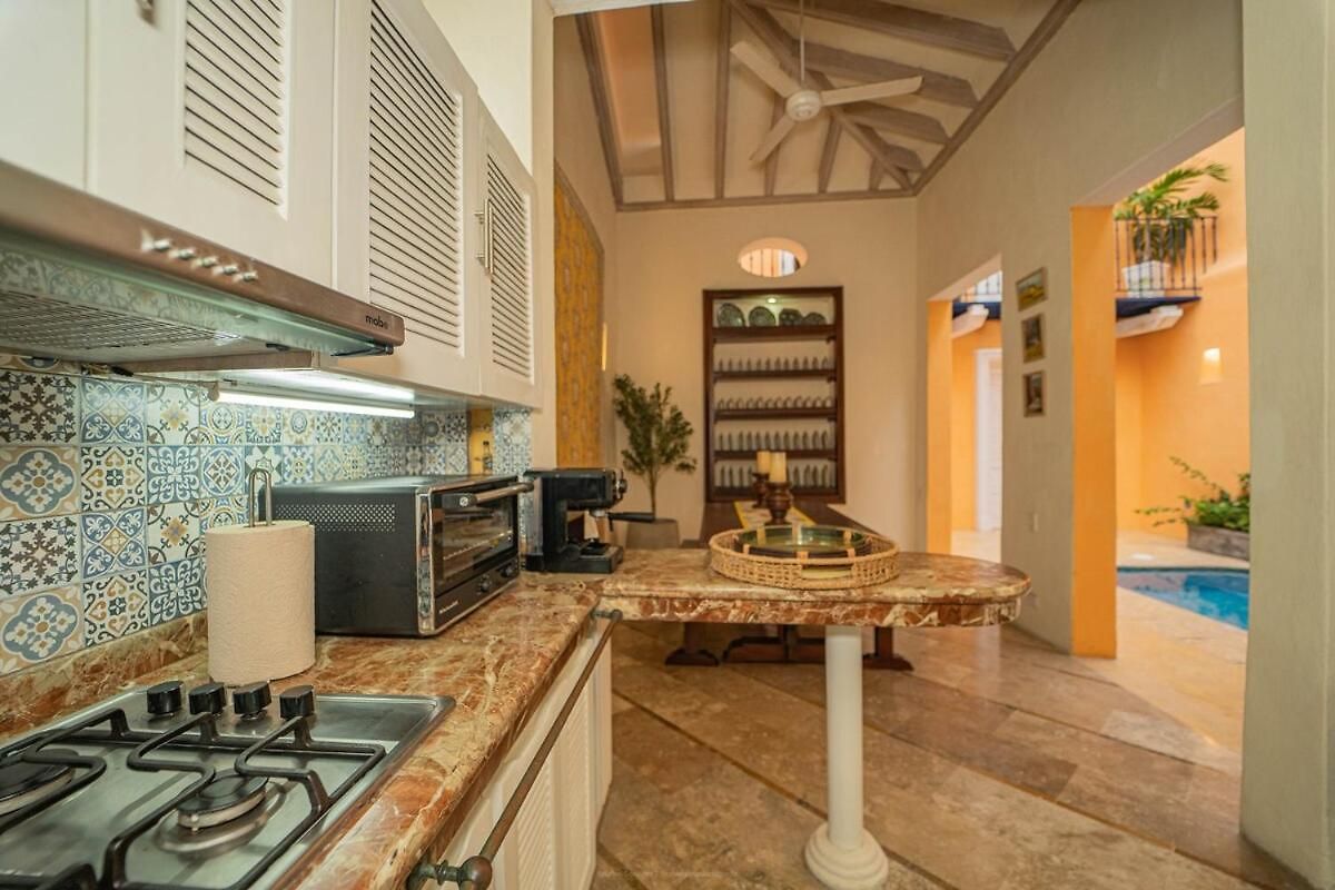 Nina Maria Pool House Plaza San Diego, Downtown! Holiday home Cartagena
